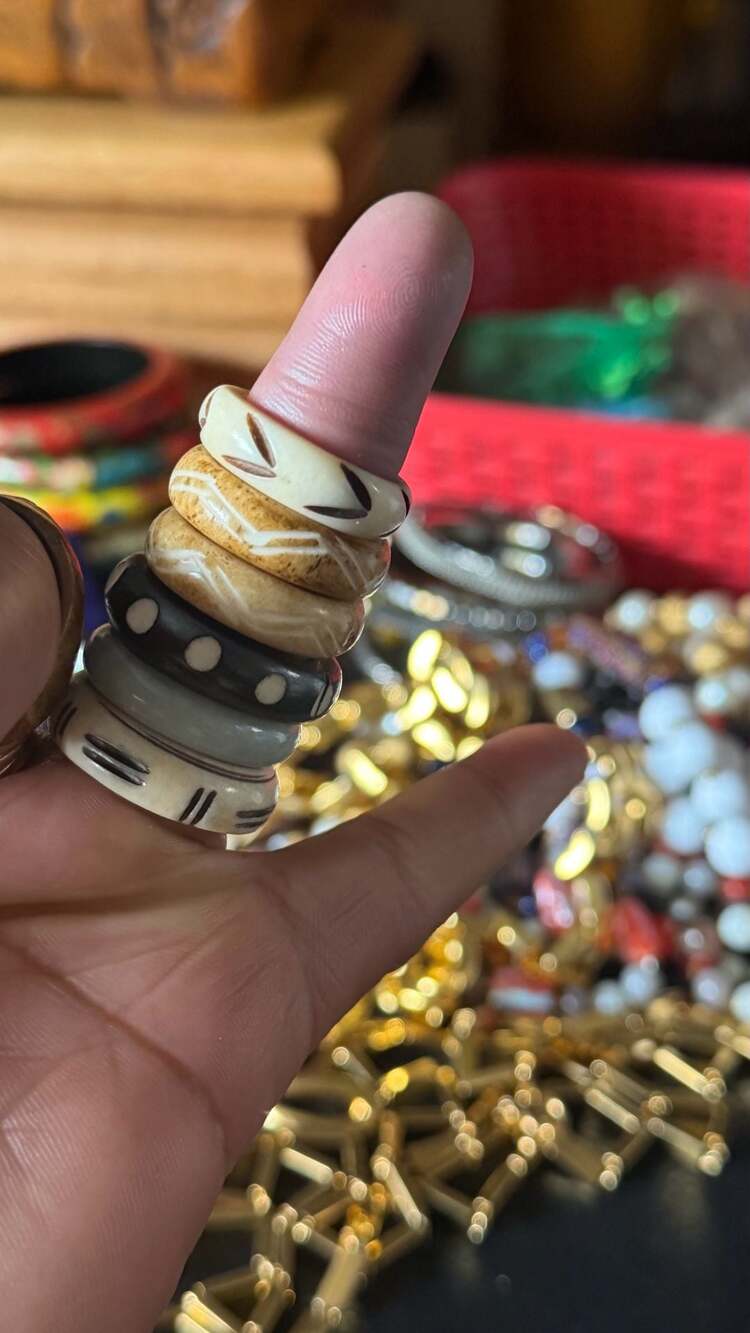 (6)Vintage Hand-Carved Bone & Resin Stacking Rings